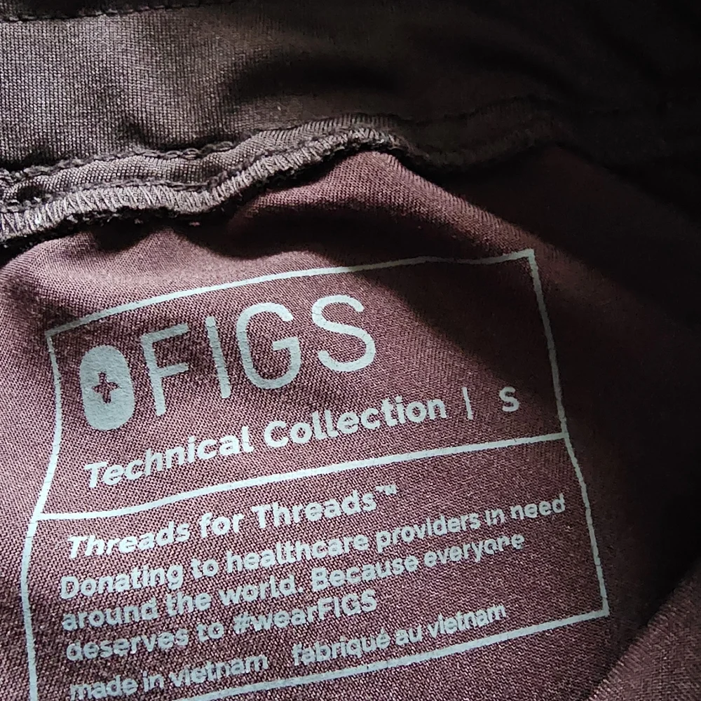 Figs Women's Two-Piece Set in Mauve and Plum